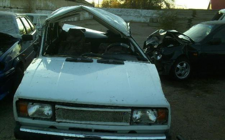 Под Волгоградом пьяный водитель ВАЗ-2110 стал виновником ДТП с тремя пострадавшими