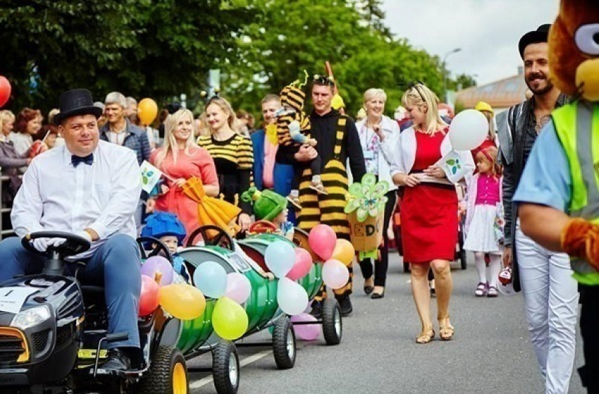 Самые дружные и веселые семьи Волгограда в День города выйдут на парад