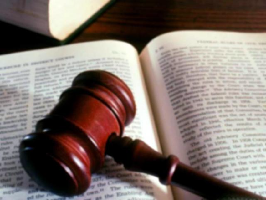 В Волгограде директор управляющей компании за растрату 15 миллионов отделался штрафом