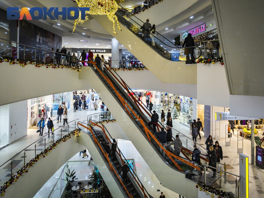 Остановку эскалаторов с 1 сентября опровергли крупные ТЦ Волгограда 