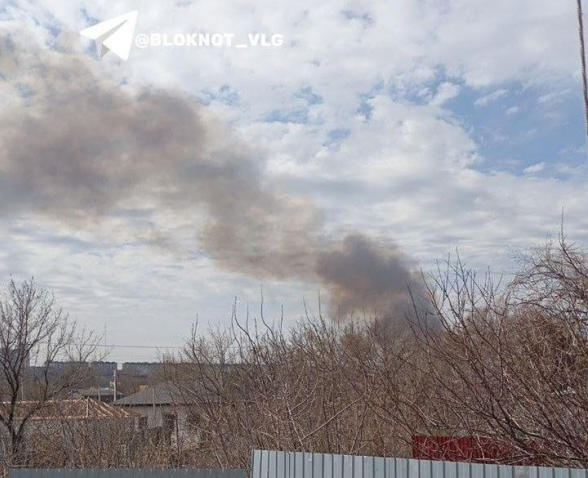 Черный дым заметили на СХИ в Волгограде