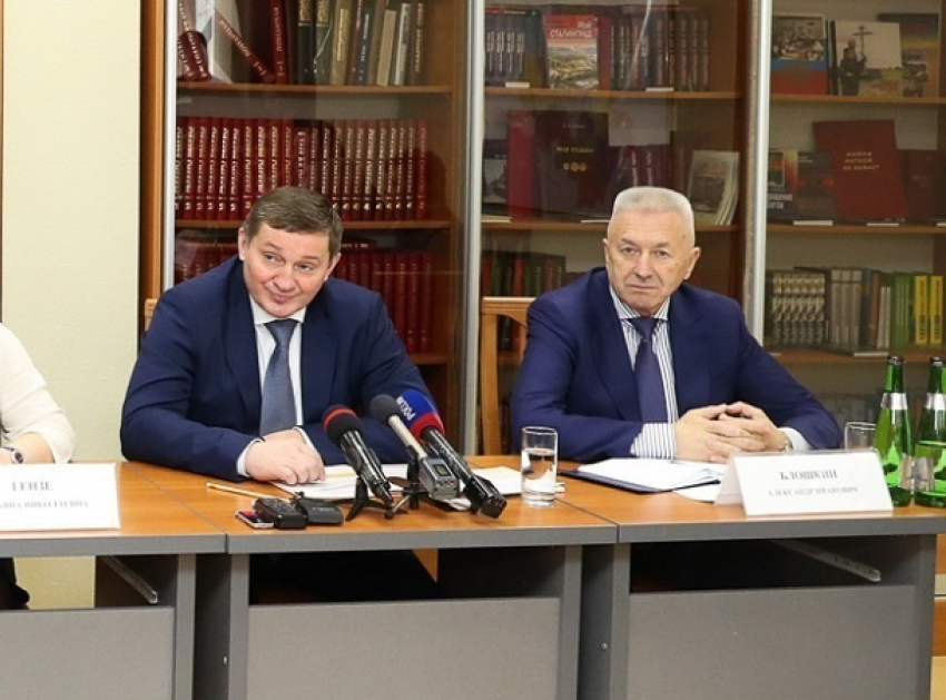 Андрей Бочаров предложил чаще проводить разные референдумы