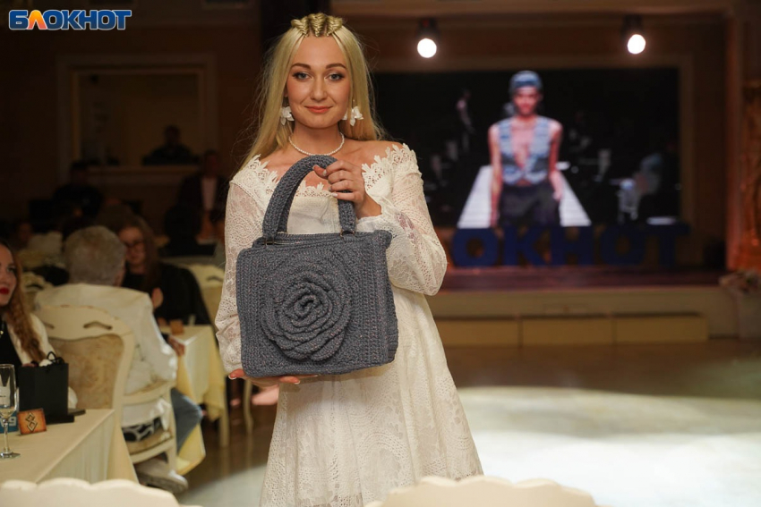 Инна Моторина устроила настоящий фешен-показ на финале «Мисс Блокнот Волгоград»