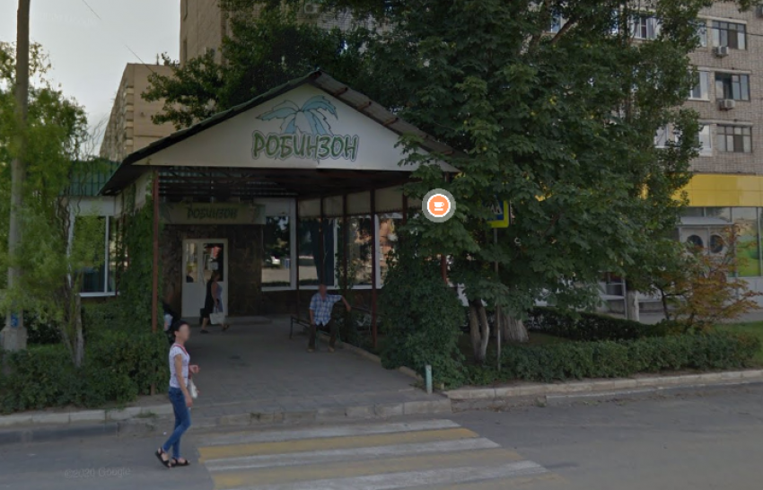 Волгоградское кафе «Робинзон» закрыли за нарушение антиковидных правил