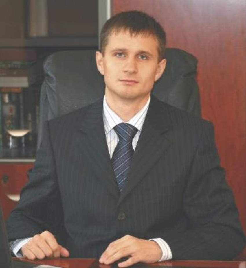 В фирмах бывшего и.о. главы Волгограда проводятся обыски и задержания