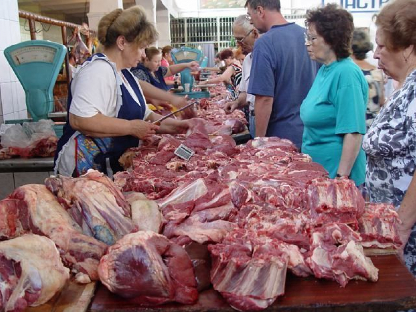  На волгоградских  рынках обнаружили зараженное сибирской язвой мясо