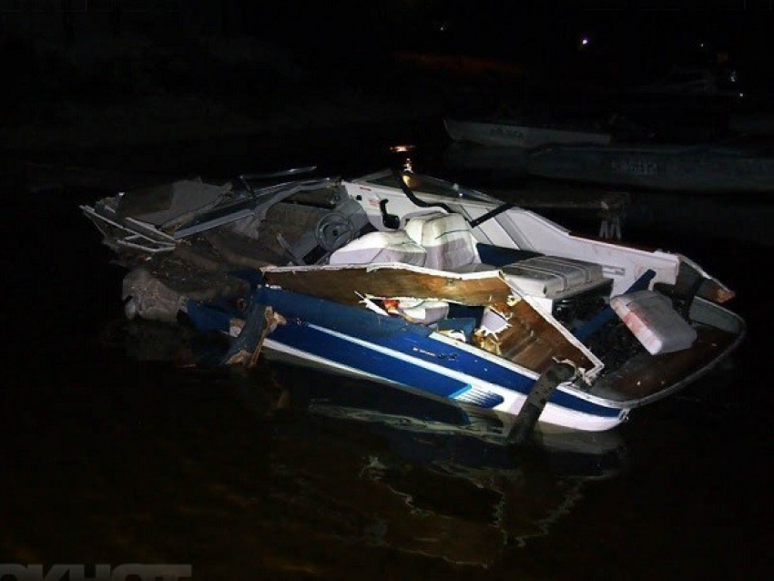В Волге обнаружено тело рыбака, погибшего год назад при столкновении лодки и катера 