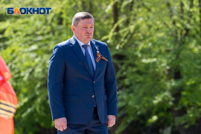 Экстремальная жара ожидается в Волгоградской области: губернатор Андрей Бочаров провел оперативное совещание