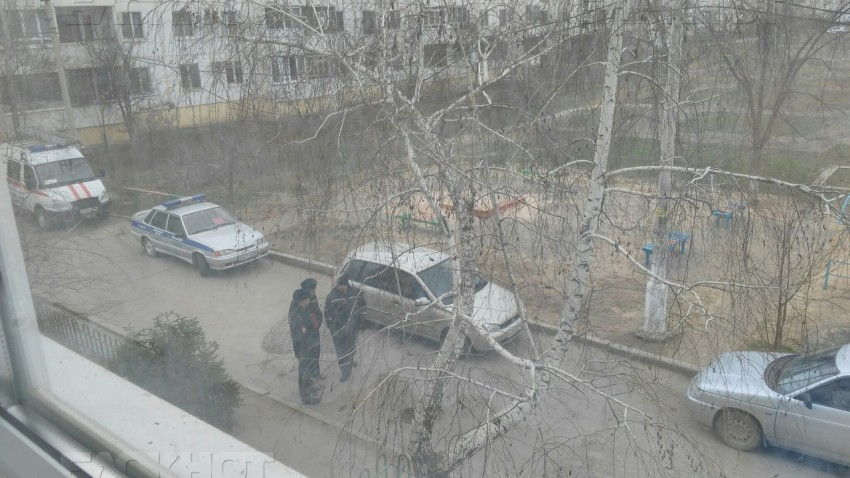 Волжанин, взявший в заложники мать, отпустил ее 