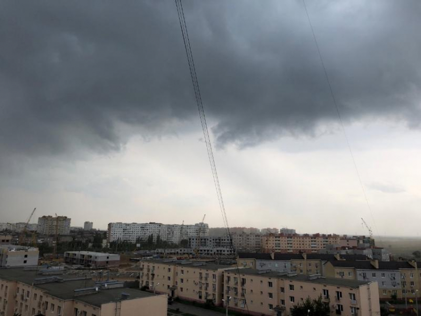 МЧС предупреждает о шторме в Волгоградской области