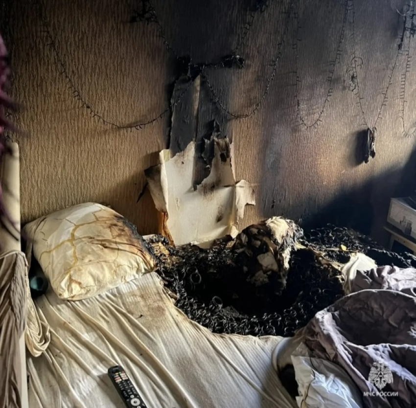  Супруги сгорели заживо в постели на юге Волгограда