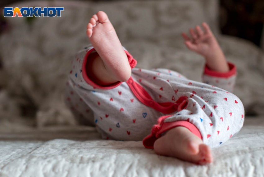 2-летний мальчик погиб под Волгоградом, его мать под подозрением 