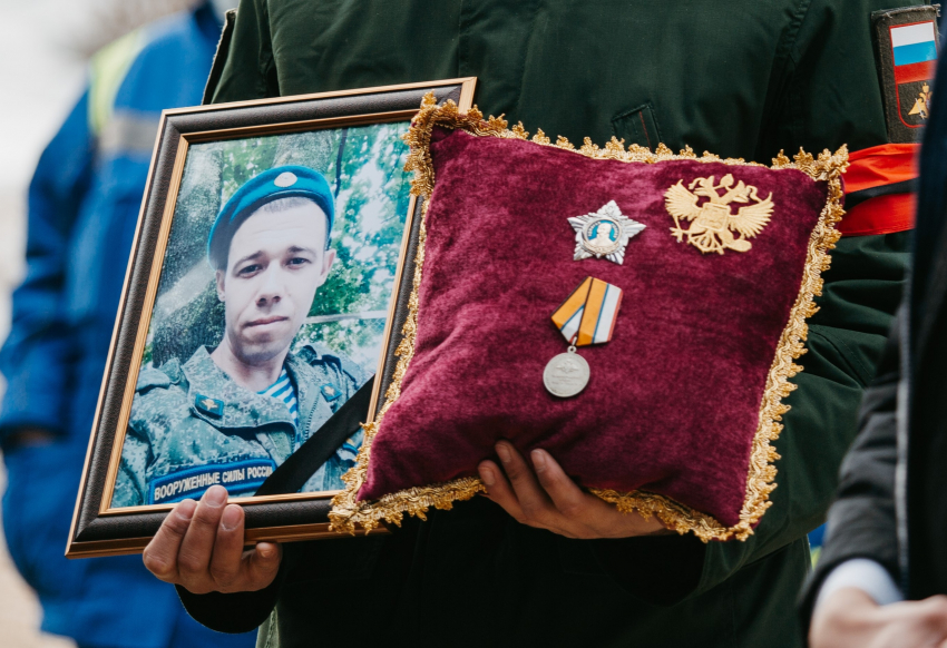 Уроженец Волгоградской области представлен к ордену Мужества посмертно за подвиг на Украине