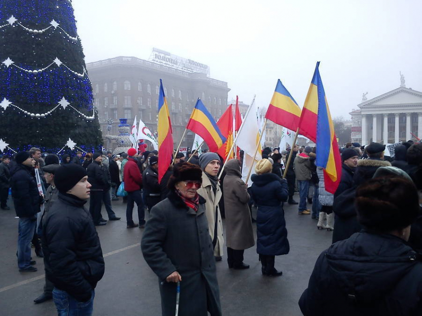 Волгоградцы собрались митинговать в канун Нового года