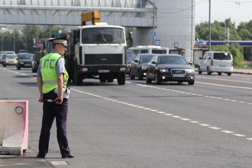 На юге Волгограда задержана фура с 20 тоннами цветного металла без документов