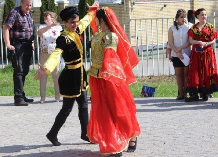 Фестиваль азербайджанской культуры в Волгограде закончится дискотекой