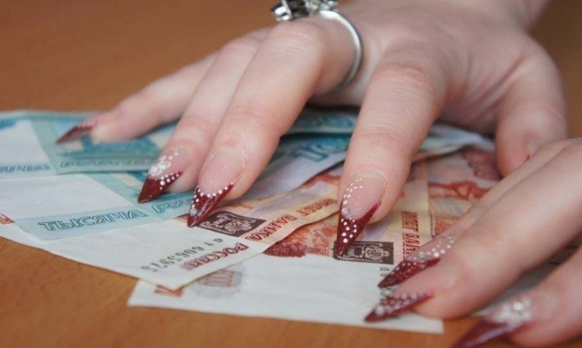Под Волгоградом заведующей детским садом грозит 6 лет тюрьмы за чужую присвоенную зарплату