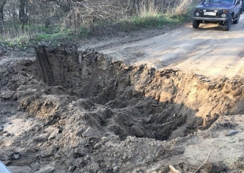 Волгоградцам запретили заезжать на ерик Верблюд