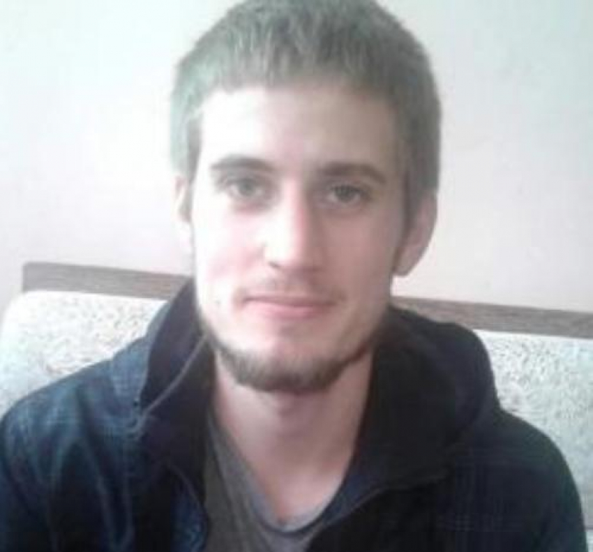 Молодой голубоглазый красавец таинственно пропал в Волгоградской области