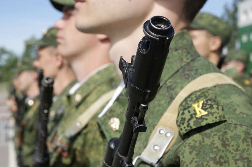 За поставку наркотиков в войска волгоградец получил девять лет колонии