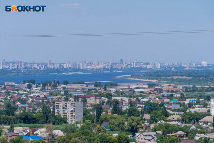 Жители Волгограда не поверили в обещания главы города построить два моста через Волгу