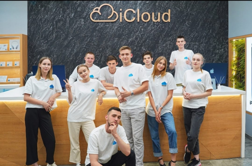 Требуется менеджер по продажам в магазин «iCloud". Заходи в справочник