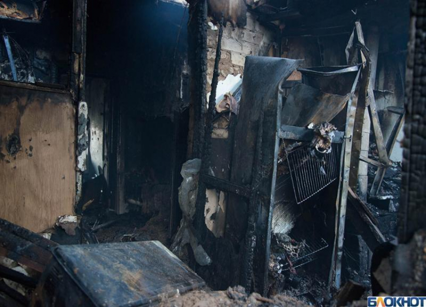 Страшный пожар в многоквартирном доме в Волжском унес жизнь молодой матери