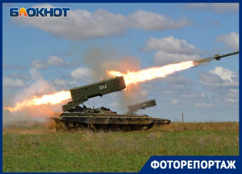 200 боевых машин продемонстрировали свою мощь на учениях в Волгоградской области