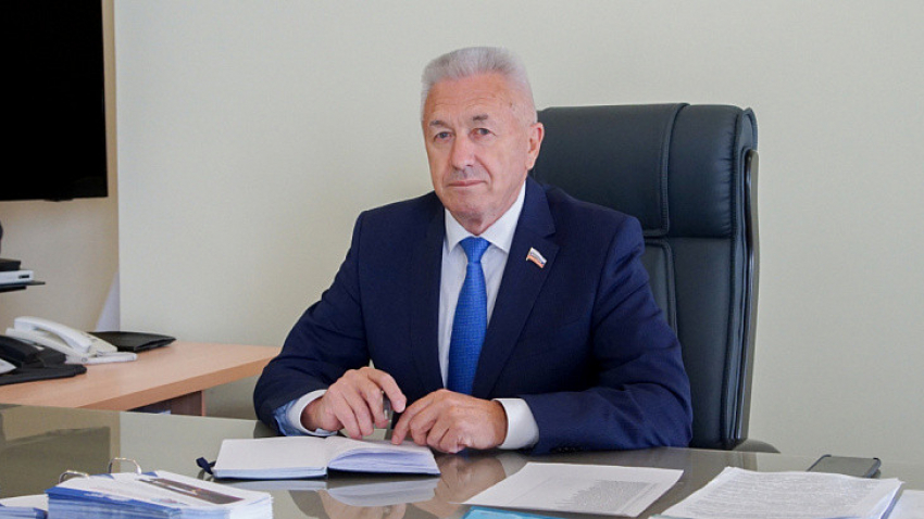 «Привлекался к уголовной ответственности»: председателя Волгоградской облдумы Александра Блошкина упрекнули в коррупции