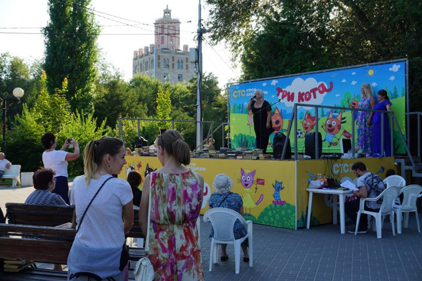 Куда пристроить хорошие книги в Волгограде: названо место и день сбора