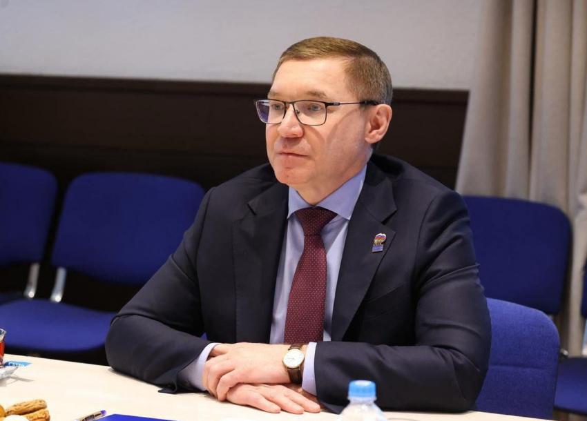 «Единая Россия» ищет лучших: стартовал конкурс «Народный депутат»