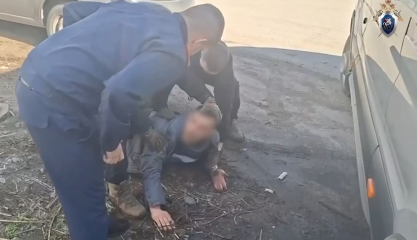 Двоих журналистов по-крупному задержали в Волгограде