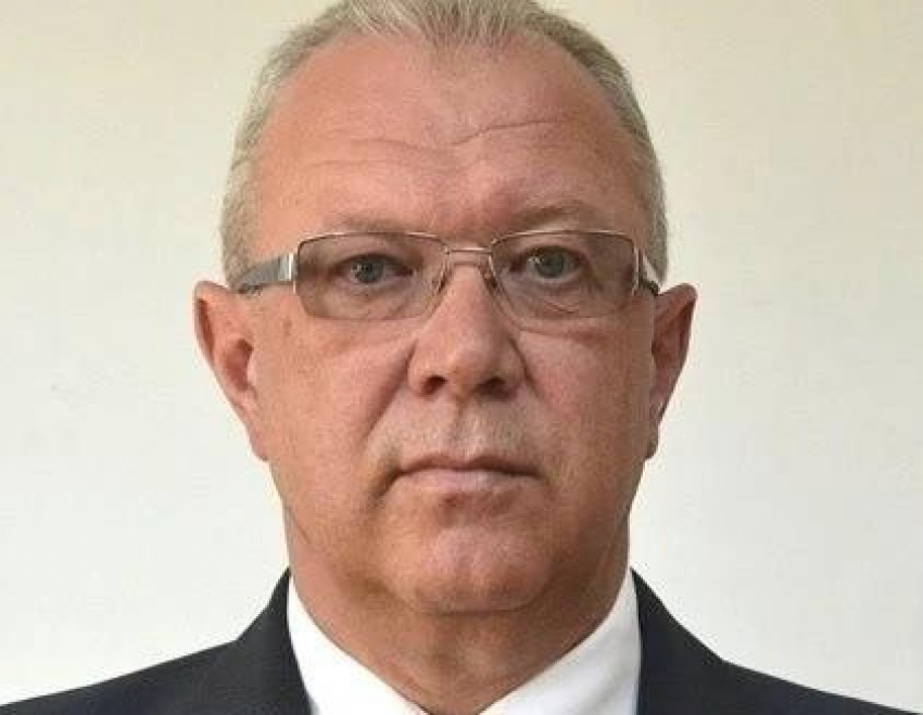 Ушел в отставку глава Быковского района Александр Рычагов