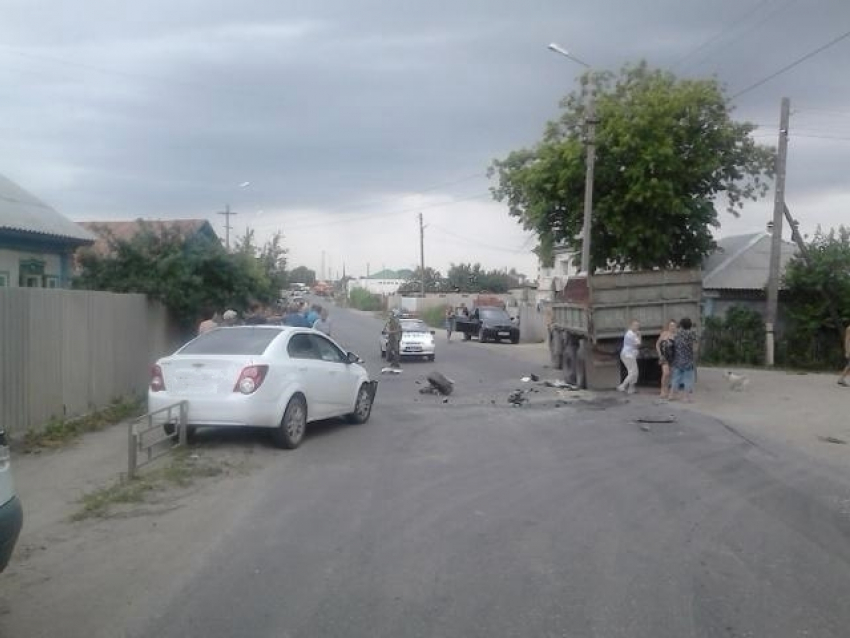 В Михайловском районе Chevrolet врезался в КамАЗ