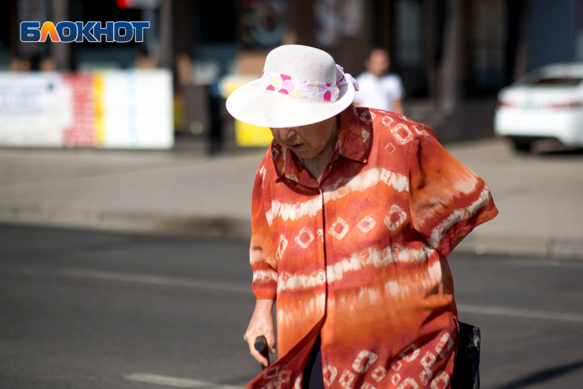 За попытку изнасилования молодой женщины и 72-летней пенсионерки волгоградца отправили в колонию на 5,5 лет