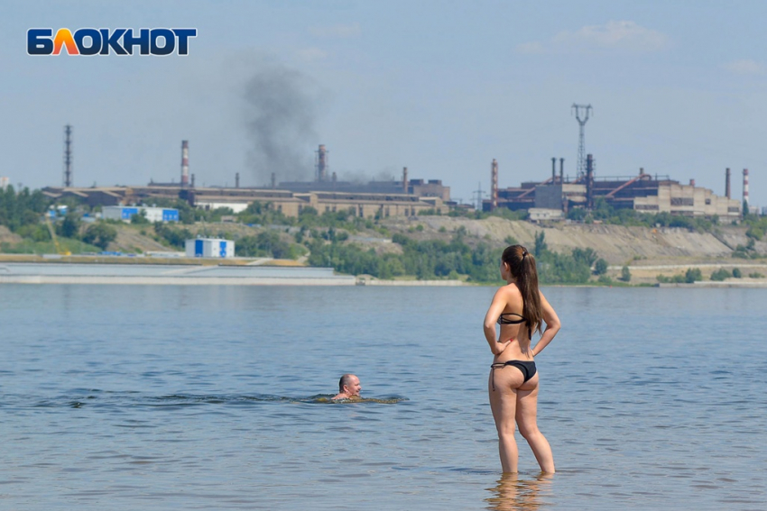 В Волгограде и области не отступает почти 40-градусная жара