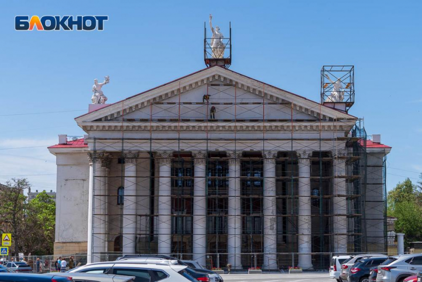 Волгоградский НЭТ поставит пьесу «Шлюхи – не огонь»