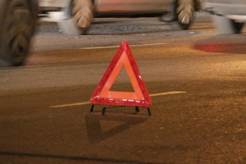 Сбившего насмерть пешехода на трассе в Волгоградской области нашли по потерянному знаку