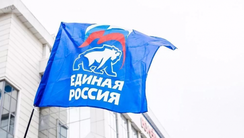 В Волгограде муниципальные контракты заключены с фирмами, близкими к некоторым депутатам