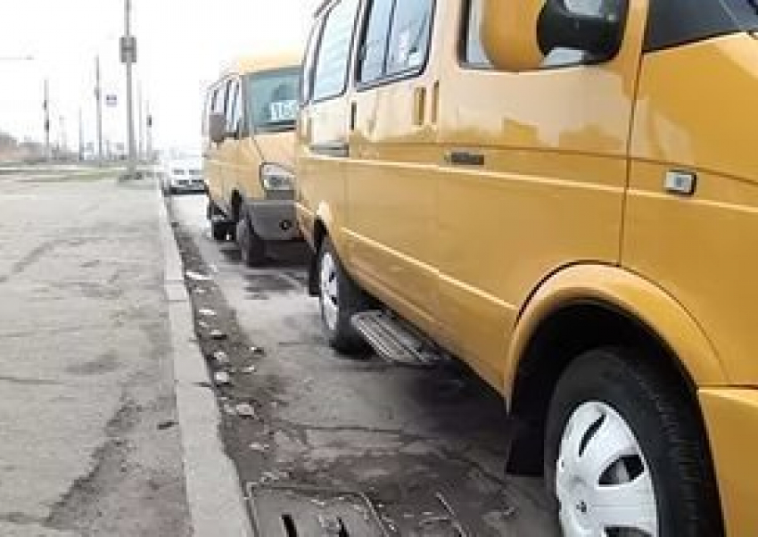 С предпринимателем расторгнут договор на маршрут №196 из Волгограда в Волжский 