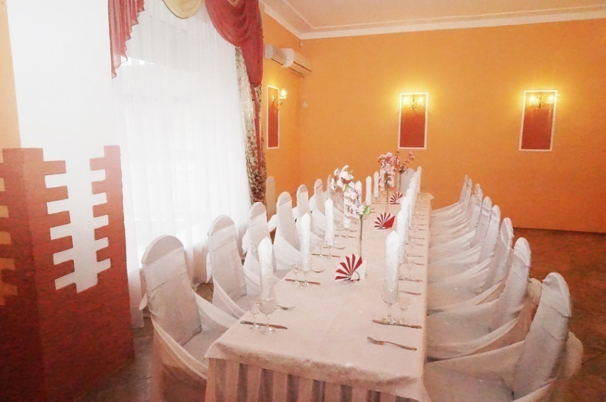 Банкетный зал «Элион»: новогодняя ночь в руках профессионалов