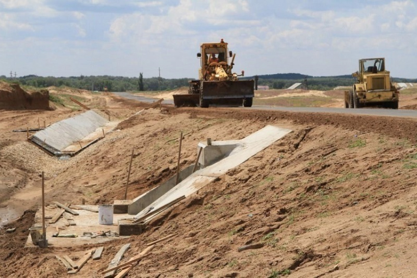 Под Волгоградом на сумму 176 млн рублей построят две новые дороги 