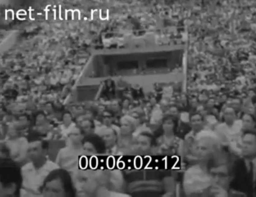 Сергей Бондарчук и мировая элита посетили кинофестиваль в Волгограде 50 лет назад