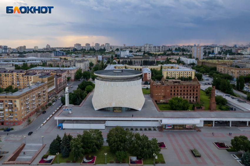 Громкие звуки разбудили Волгоград 21 июля: объявлена ракетная угроза 