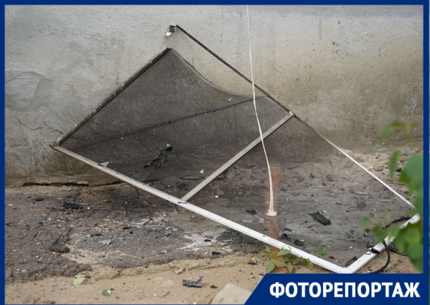 Мать сгорела, сын в реанимации: кадры с места пожара в Волгограде