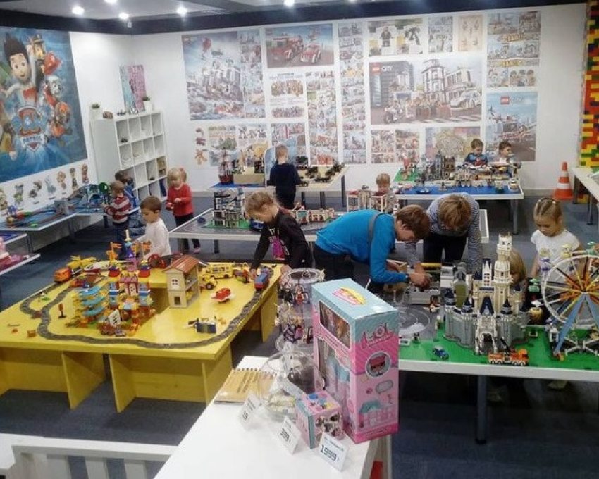 В Волгограде на 20 суток закрыли музей игрушек в ТРК «Европа Сити Молл»