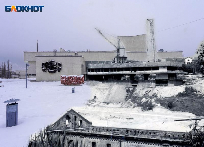 Тогда и сейчас: ГДЮЦ в Волгограде, где сшивали огромное полотно для музея «Сталинградская битва»