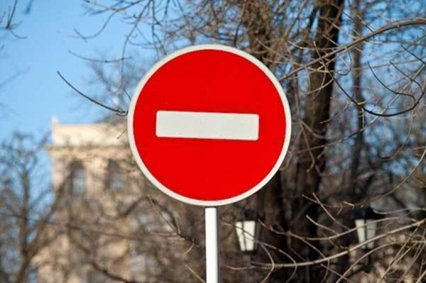 В Волгограде ограничено движение транспорта в Дзержинском районе