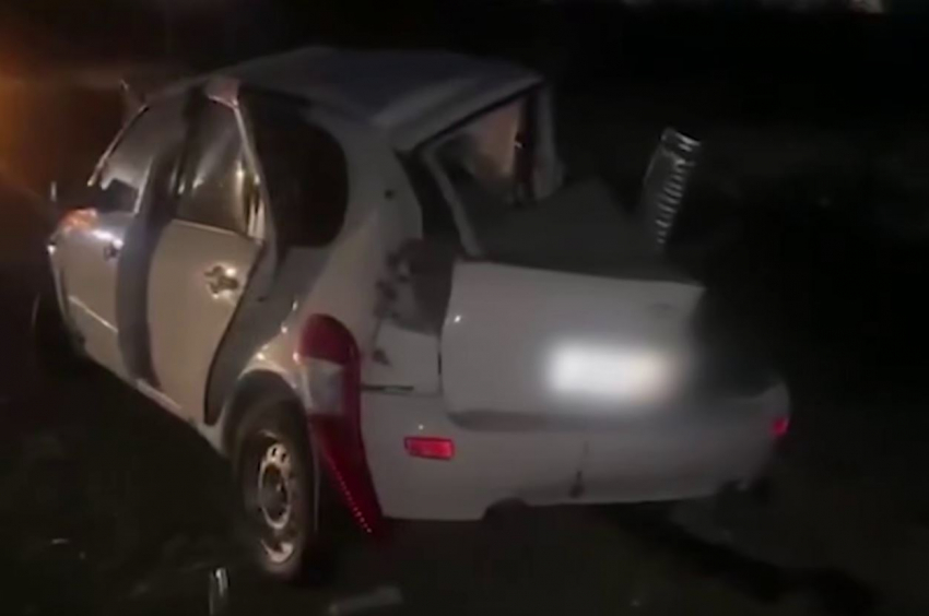 Выжил только один: последствия жуткого ДТП под Волгоградом попали на видео