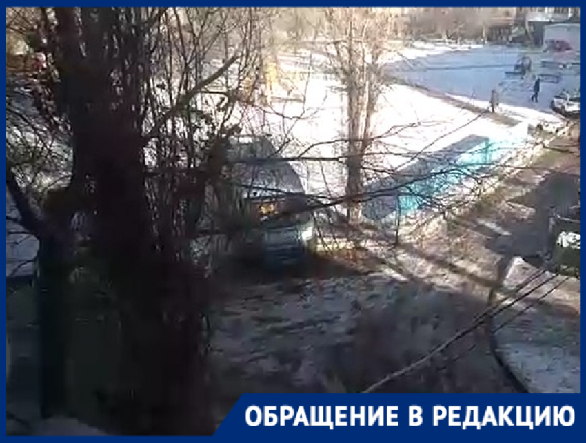 Приключения «сурового питерского маршрутчика» сняли на видео в Волгограде